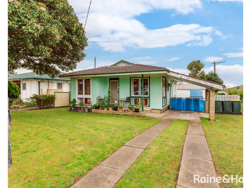 17 Kingstown Road, Woodberry NSW 2322