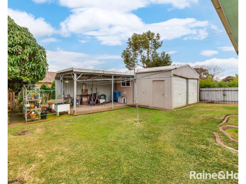 17 Kingstown Road, Woodberry NSW 2322