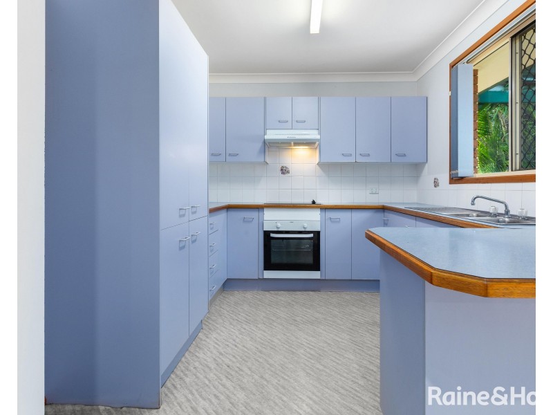 2 Belmore Place, Raymond Terrace NSW 2324
