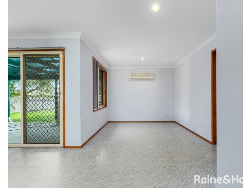 2 Belmore Place, Raymond Terrace NSW 2324