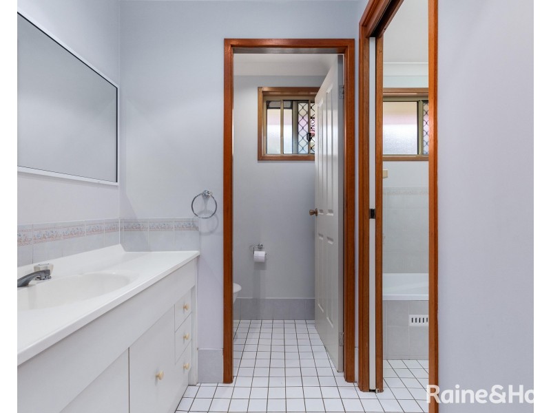 2 Belmore Place, Raymond Terrace NSW 2324