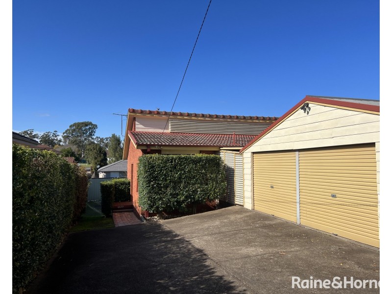 18 Skilton Avenue, East Maitland NSW 2323