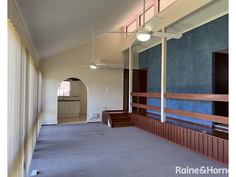 18 Skilton Avenue, East Maitland NSW 2323