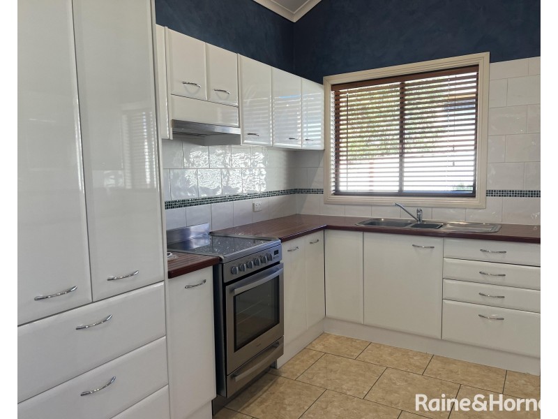 18 Skilton Avenue, East Maitland NSW 2323