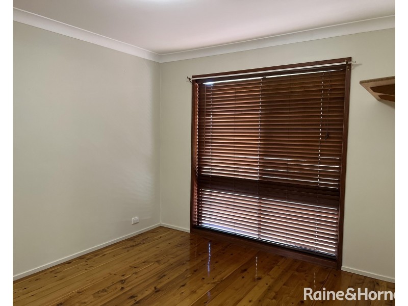 18 Skilton Avenue, East Maitland NSW 2323