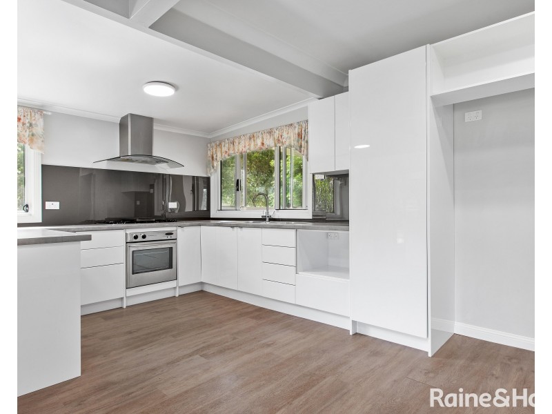 81 Hunter Street, Greta NSW 2334