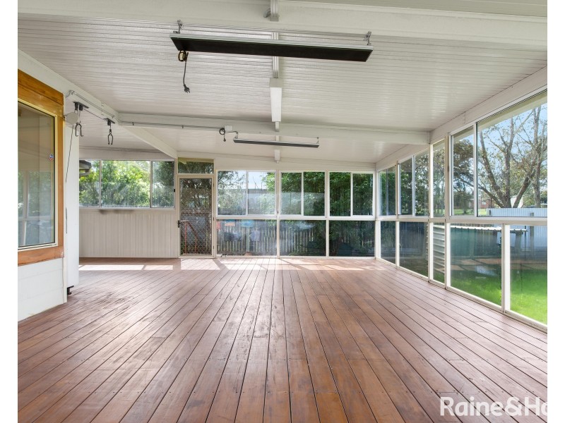 81 Hunter Street, Greta NSW 2334