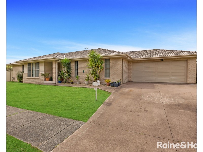 1 Grasstree Avenue, Woongarrah NSW 2259