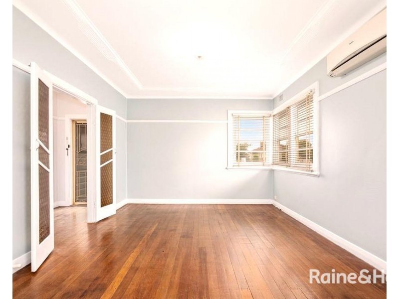 18 Ivor Street, Telarah NSW 2320