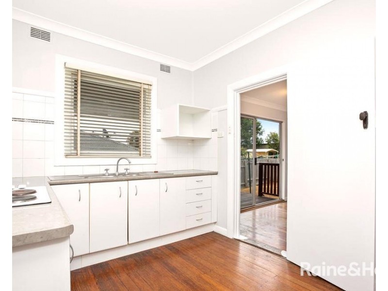 18 Ivor Street, Telarah NSW 2320