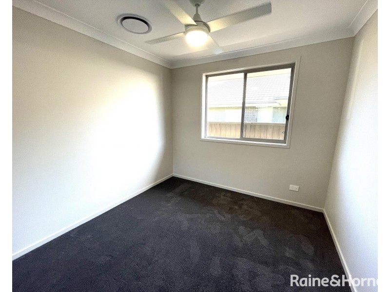 77 Aberglasslyn Road, Rutherford NSW 2320