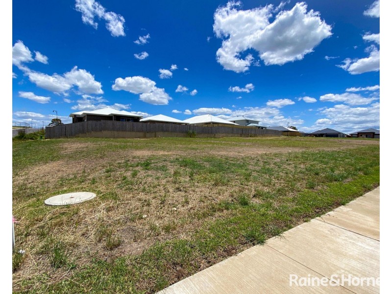 7 Pennant Street, Chisholm NSW 2322
