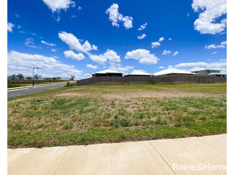 7 Pennant Street, Chisholm NSW 2322