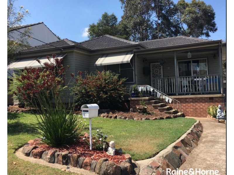21 Hiland Crescent, East Maitland NSW 2323