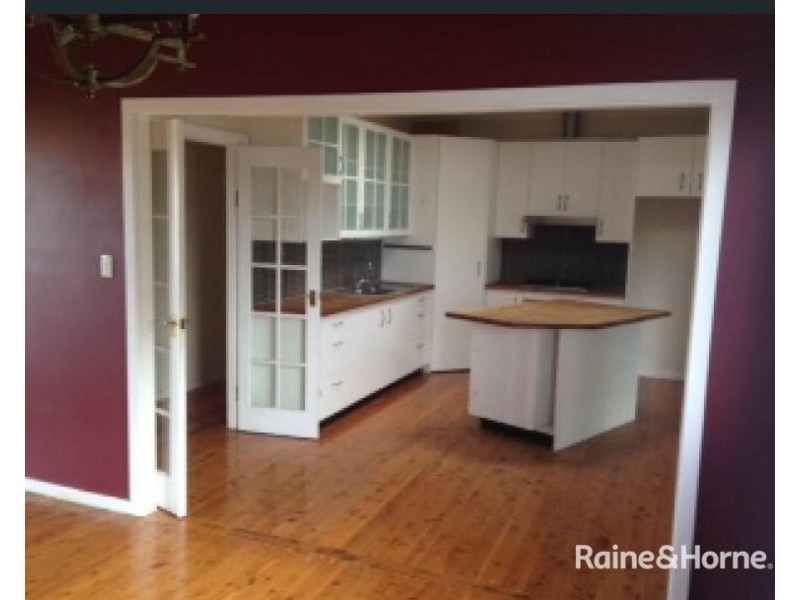 21 Hiland Crescent, East Maitland NSW 2323