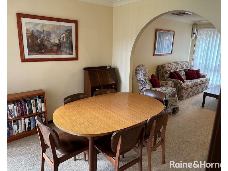 14 Barlow Close, Thornton NSW 2322