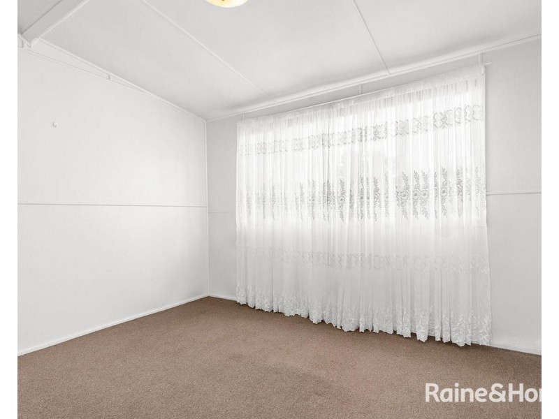 15 Grieve Street, Kurri Kurri NSW 2327