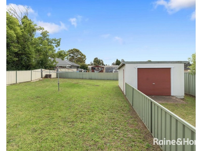 15 Grieve Street, Kurri Kurri NSW 2327