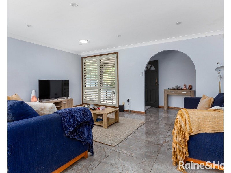 47 Parklea Avenue, Croudace Bay NSW 2280