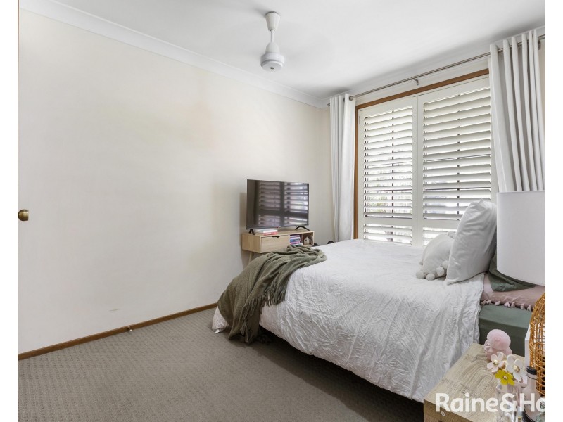 47 Parklea Avenue, Croudace Bay NSW 2280