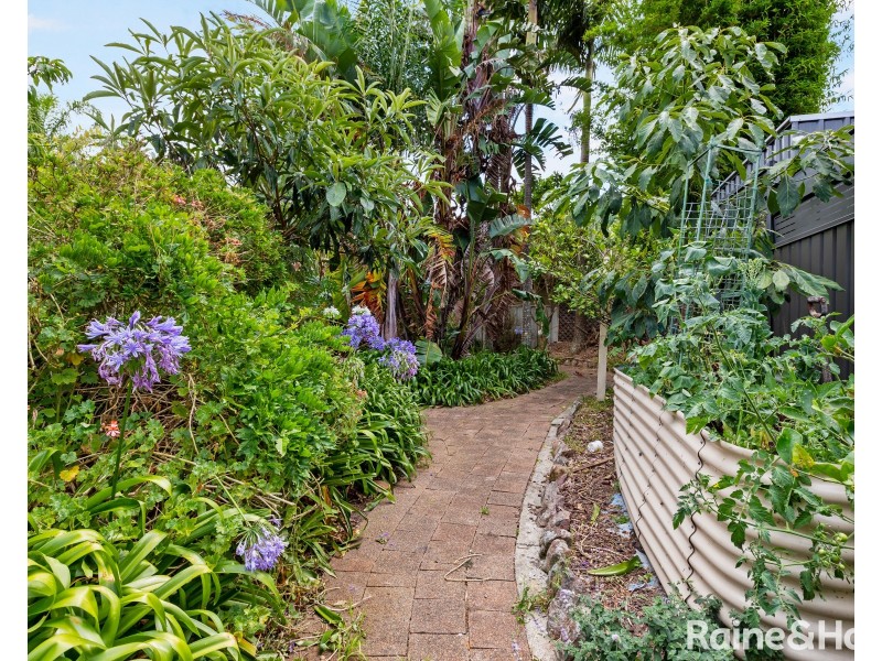 47 Parklea Avenue, Croudace Bay NSW 2280