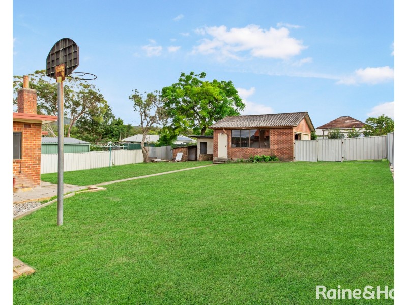 43 Earl Street, Holmesville NSW 2286