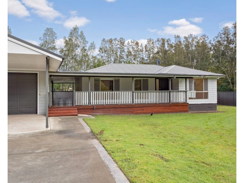 51 Burton Road, Eleebana NSW 2282