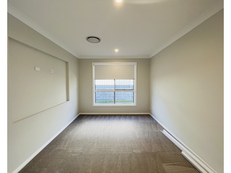 26 Tarkalong Street, Edgeworth NSW 2285