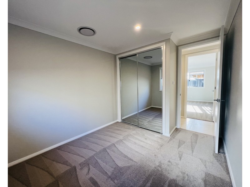 26 Tarkalong Street, Edgeworth NSW 2285