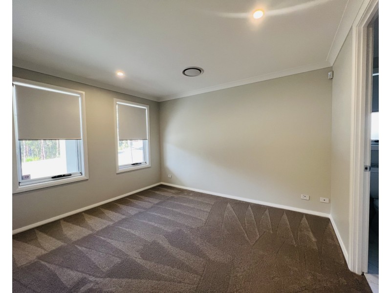 26 Tarkalong Street, Edgeworth NSW 2285