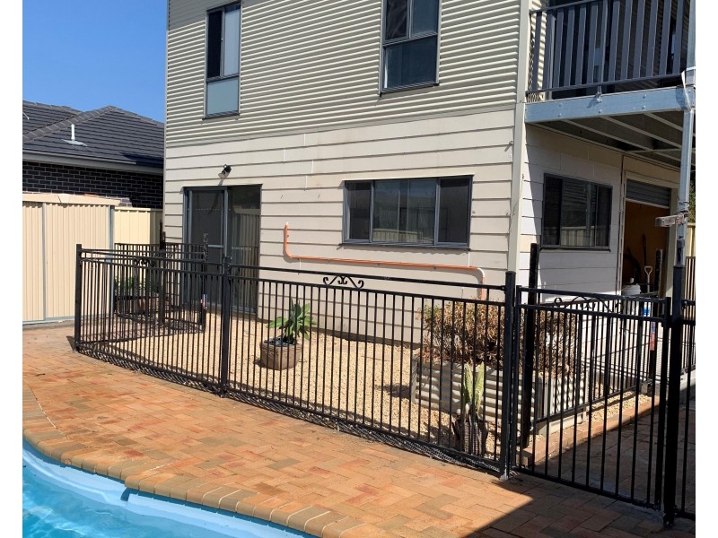 6B Ferry Place, East Maitland NSW 2323