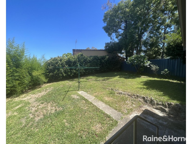 8 Threlkeld Drive, Bolton Point NSW 2283