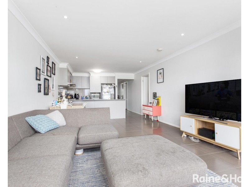 1/10A Russell Street, Gillieston Heights NSW 2321