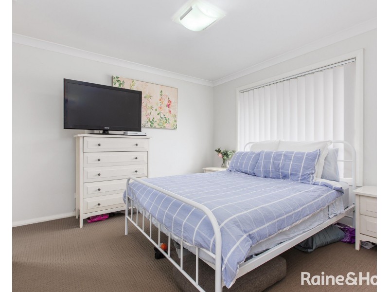 1/10A Russell Street, Gillieston Heights NSW 2321