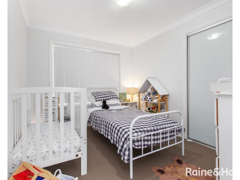 1/10A Russell Street, Gillieston Heights NSW 2321