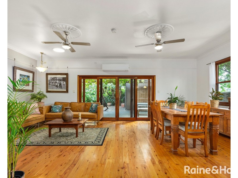 18 Bourke Street, Mayfield NSW 2304