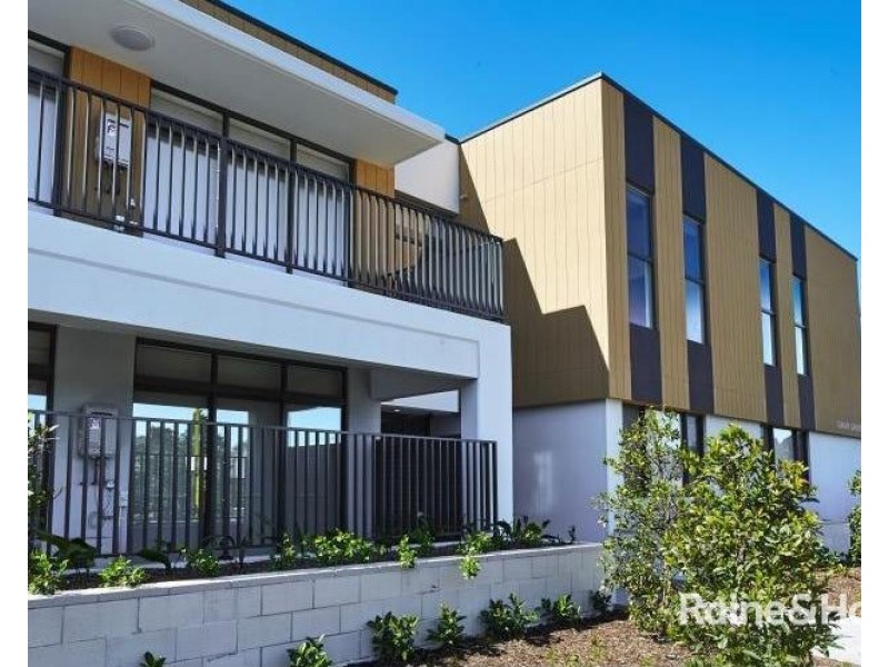 15/5 Dunlop Road, Blue Haven NSW 2262