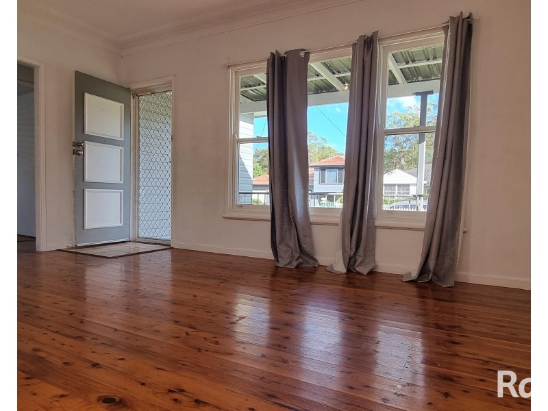 2 Velinda Street, Edgeworth NSW 2285