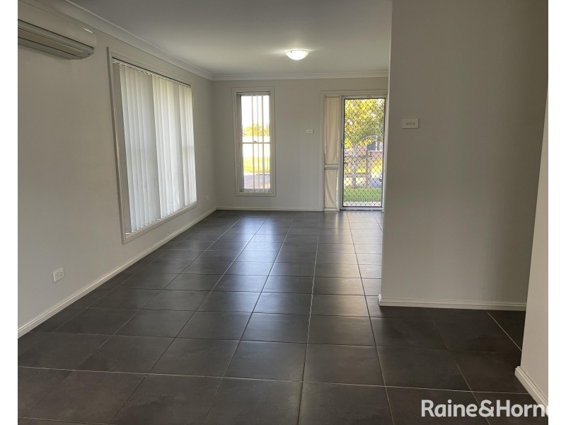 25 Fonda Avenue, Rutherford NSW 2320
