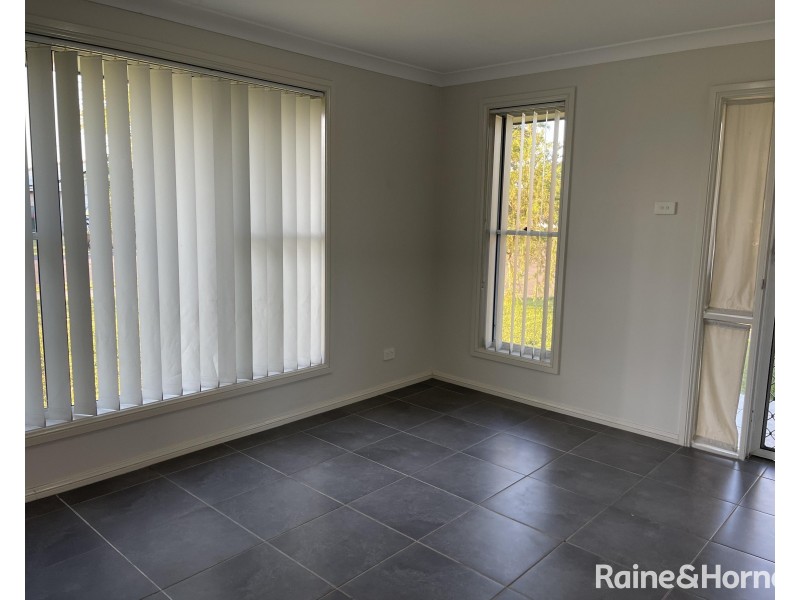 25 Fonda Avenue, Rutherford NSW 2320