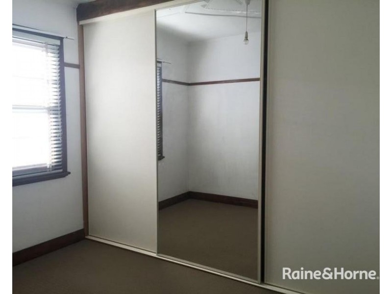 4 Moate Street, Georgetown NSW 2298