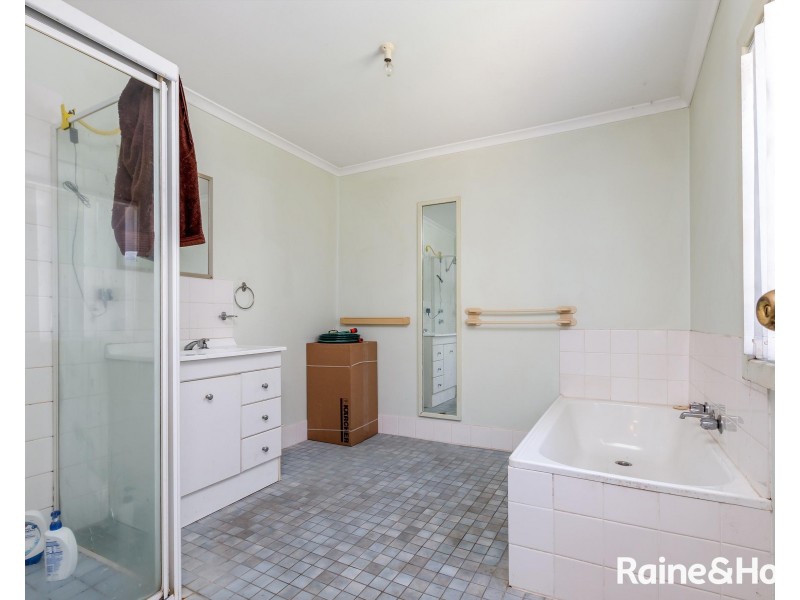 69 Barton Street, Kurri Kurri NSW 2327