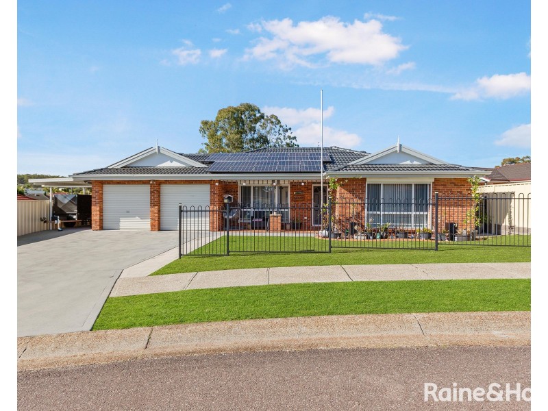 24 Grove Place, Cameron Park NSW 2285