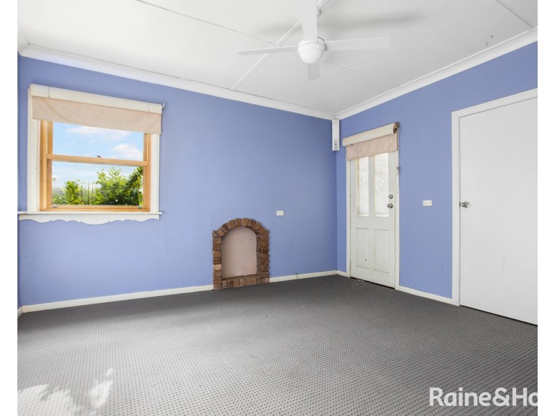71 Thompson Street, East Maitland NSW 2323