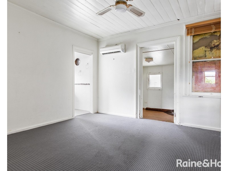 71 Thompson Street, East Maitland NSW 2323