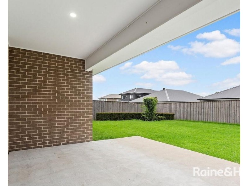 95 Dragonfly Drive, Chisholm NSW 2322