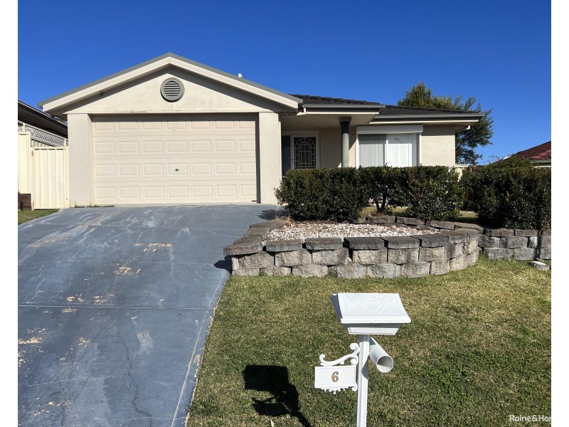 6 Hoya Close, Cameron Park NSW 2285