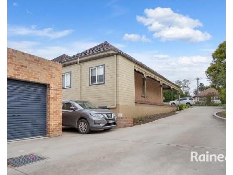 19 Raymond Terrace Road, East Maitland NSW 2323