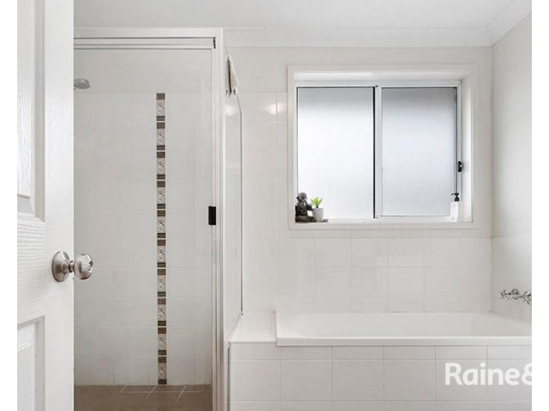 119 Aberglasslyn Road, Rutherford NSW 2320