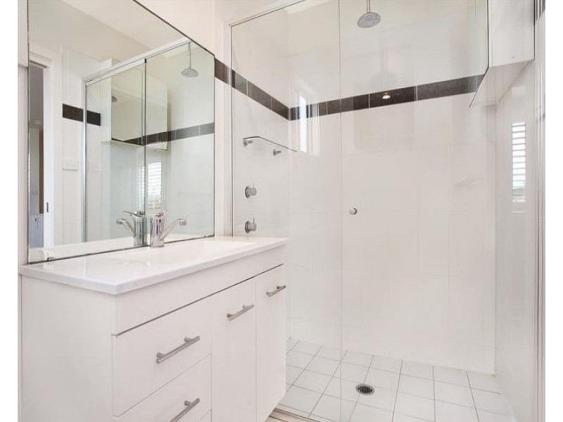 9 Barr Street, Merewether NSW 2291